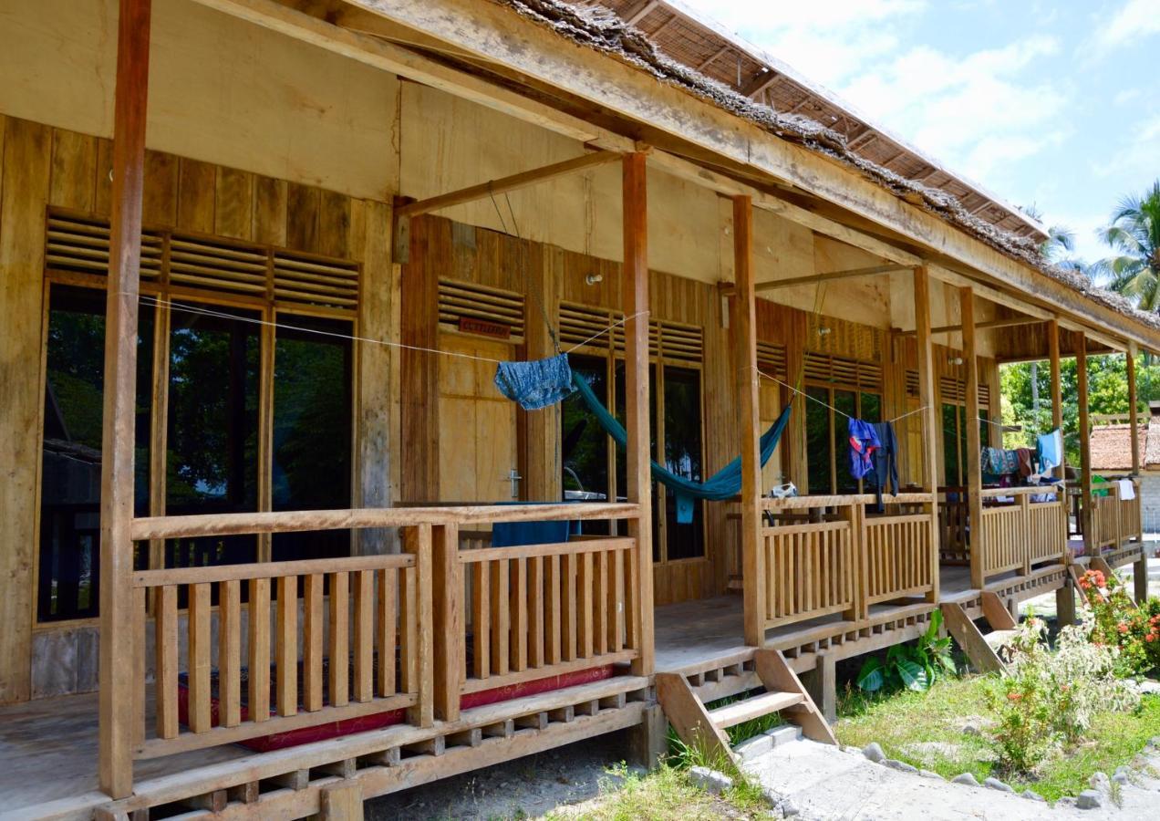 Pristine Paradise Dive - Togean Islands, Pulau Unauna